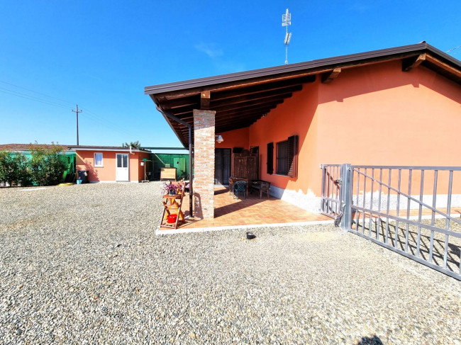 Casa indipendente in vendita a Castelceriolo, Alessandria (AL)