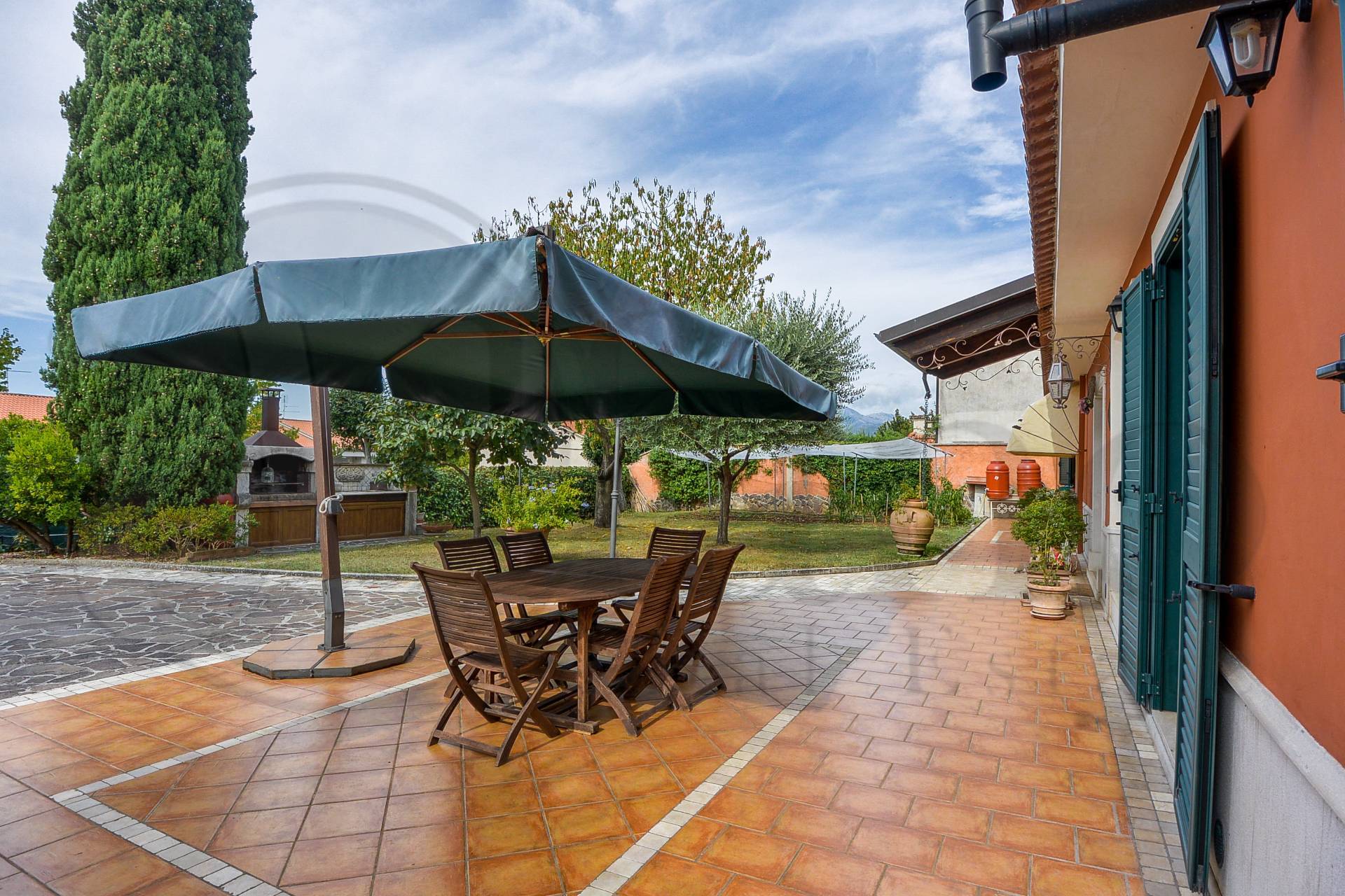 Villa CERVARO vendita    Societ? Italiana Consulenti Immobiliari Srl/Alfano Agency