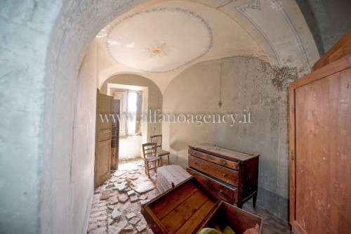 typical historical house for sale in Fontana Liri