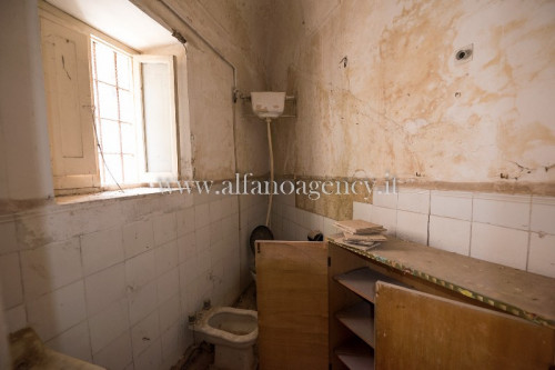 typical historical house for sale in Fontana Liri