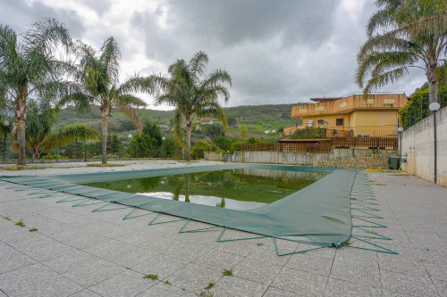 Appartamento in vendita a Laureana Cilento
