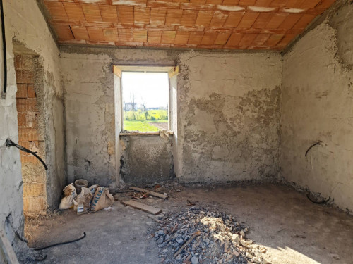 Casale di campagna in vendita a Ceprano