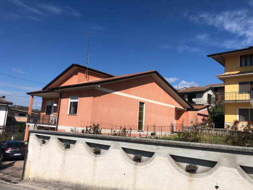 Casa singola in vendita a Monte San Giovanni Campano