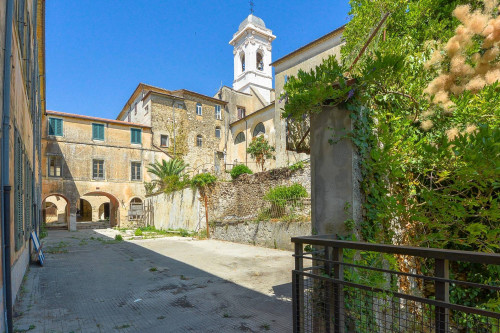 Palazzo intero stabile in vendita a Arpino