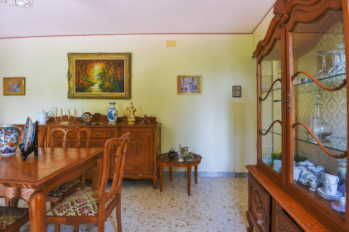 farmhouse for sale in Pignataro Interamna