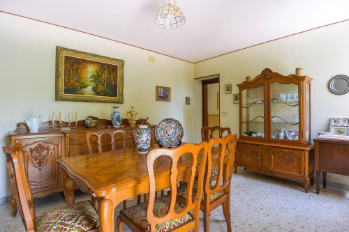 farmhouse for sale in Pignataro Interamna
