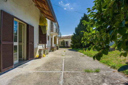 farmhouse for sale in Pignataro Interamna
