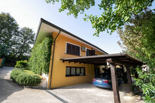 Villa for sale in Pignataro Interamna