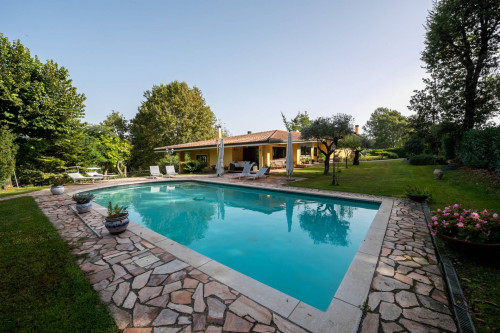 Villa for sale in Pignataro Interamna