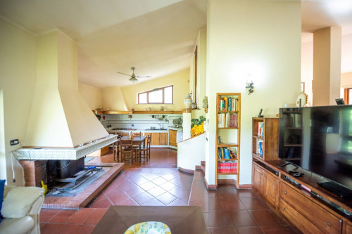 Villa for sale in Pignataro Interamna