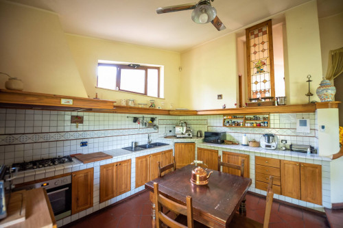 Villa for sale in Pignataro Interamna