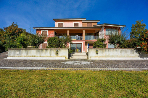 Villa for sale in Gallinaro