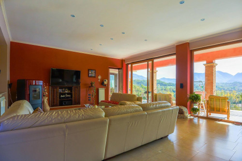 Villa for sale in Gallinaro