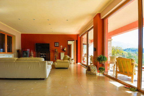 Villa for sale in Gallinaro
