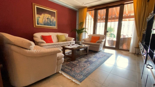 Villa bifamiliare in vendita a Atina