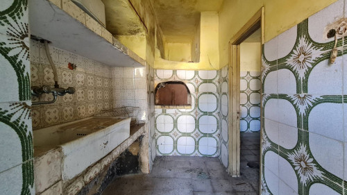 typical historical house for sale in Colfelice