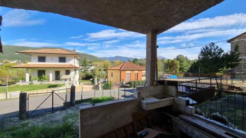 typical historical house for sale in Colfelice