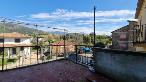 typical historical house for sale in Colfelice