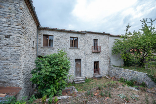 Abitazioni tipiche storiche in vendita a Sasso di Castalda