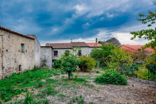Abitazioni tipiche storiche in vendita a Sasso di Castalda