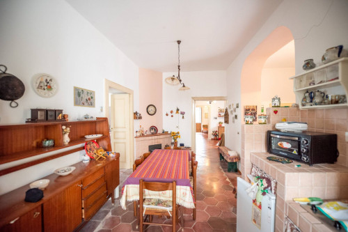Casale di campagna in vendita a Paterno