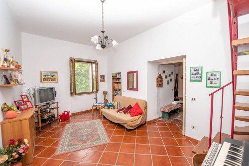 Casale di campagna in vendita a Paterno