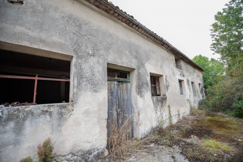 Casale di campagna in vendita a Paterno
