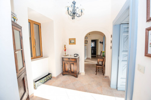 historic residence for sale in Rocca d'Arce