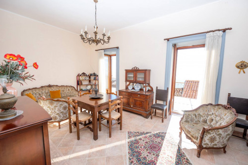 historic residence for sale in Rocca d'Arce