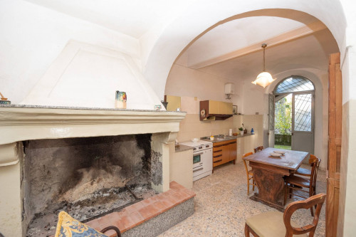 historic residence for sale in Rocca d'Arce