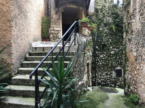 typical historical house for sale in Colle San Magno