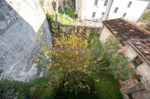 Abitazioni tipiche storiche in vendita a San Donato Val di Comino
