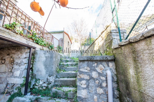 Abitazioni tipiche storiche in vendita a San Donato Val di Comino