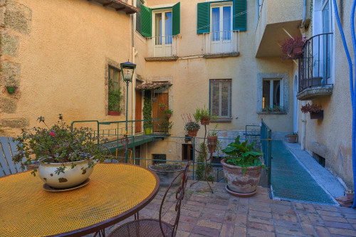 Abitazioni tipiche storiche in vendita a Arpino