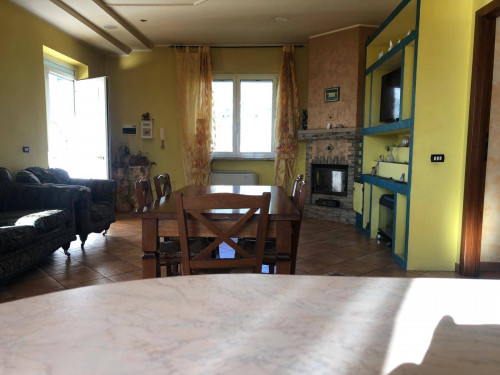 Villa bifamiliare in vendita a Roccasecca