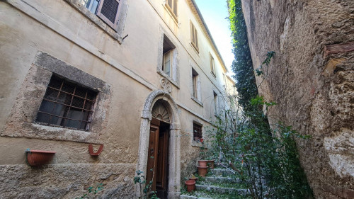 historic residence for sale in Arpino