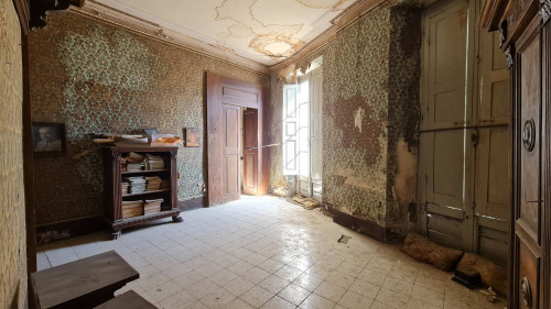 historic residence for sale in Arpino