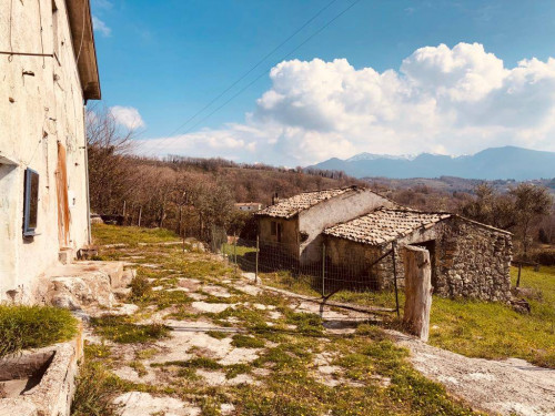Casale di campagna in vendita a Santopadre