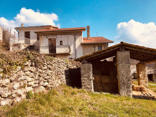 Casale di campagna in vendita a Santopadre