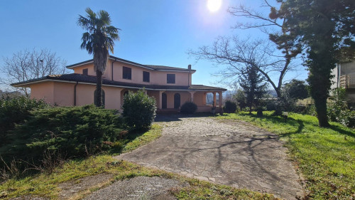 Villa in vendita a Monte San Giovanni Campano