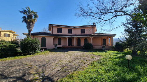 Villa for sale in Monte San Giovanni Campano