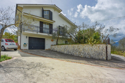 Villa in vendita a Arpino