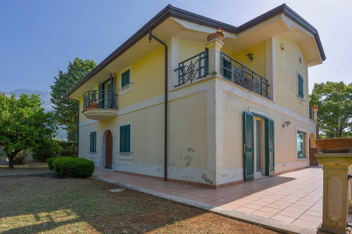 Villa in vendita a Formia