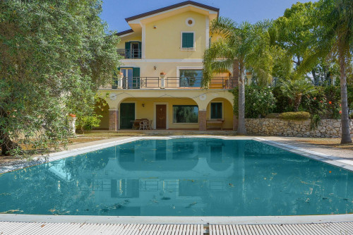 Villa in vendita a Formia