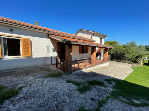 detached house for sale in Colfelice