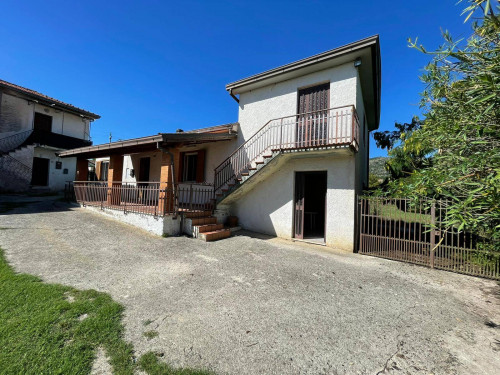 detached house for sale in Colfelice
