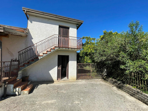detached house for sale in Colfelice