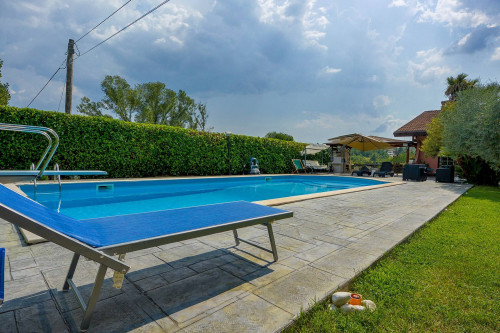 Villa in vendita a Strangolagalli
