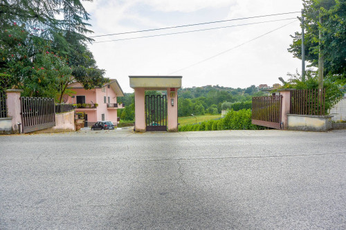 Villa in vendita a Strangolagalli