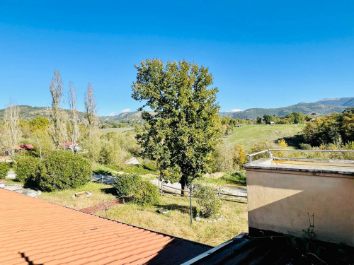 Turistico-alberghiero in vendita a Arce